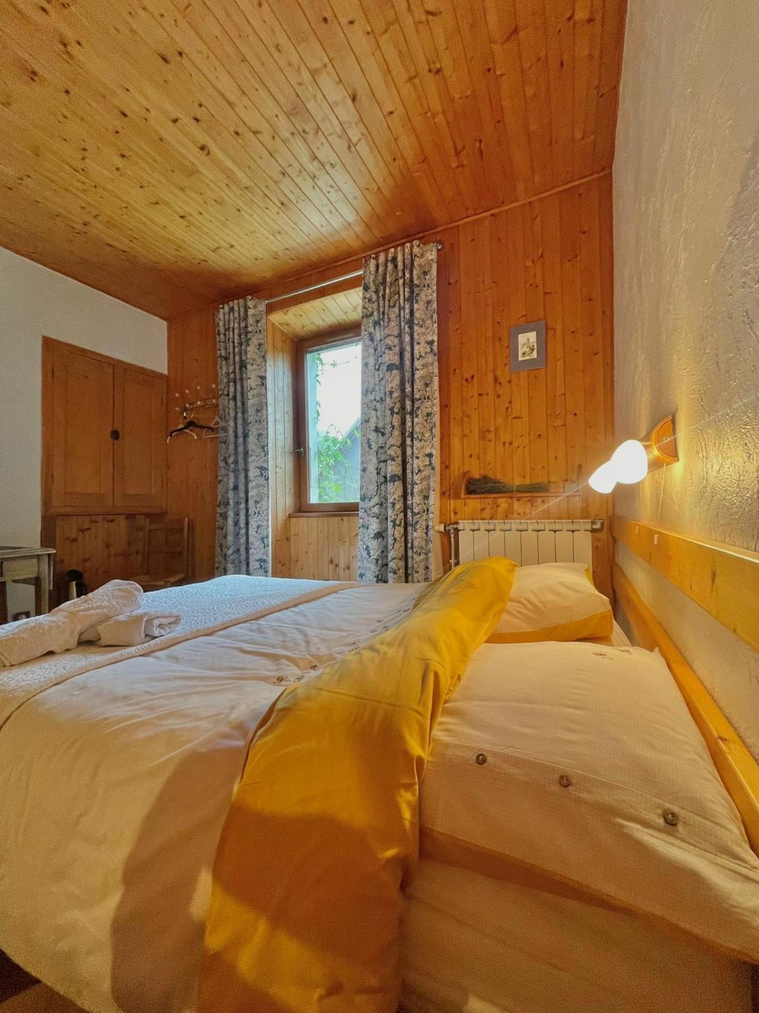 Bed and Breakfast La Tourtette Saint-Étienne-en-Dévoluy Esterno foto